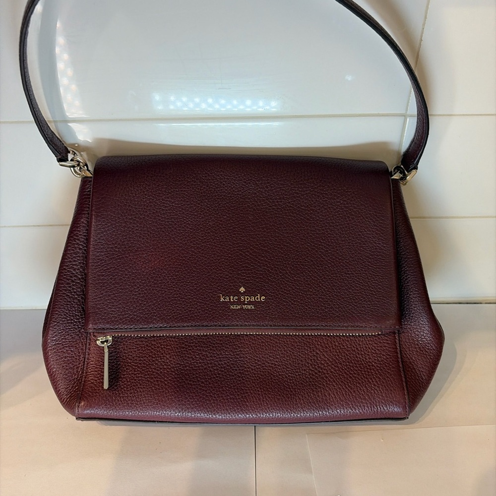 Kate Spade New York Burgundy Pebbled Leather Shoulder Bag Flap Purse - Picture 2 of 9